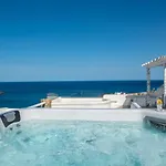 Seaview Oasis With Pool & Hot Tub