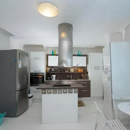 Villa Merhia Seaview - Private Pool & Hot Tub *