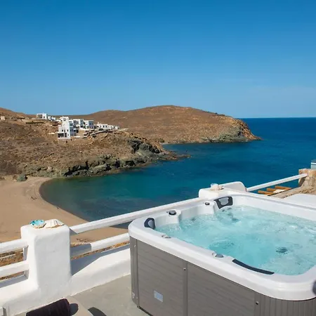 Dom wakacyjny Villa Merhia Seaview - Private Pool & Hot Tub *