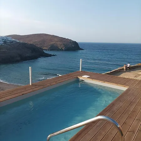 度假居 Seaview Oasis With Pool & Hot Tub *