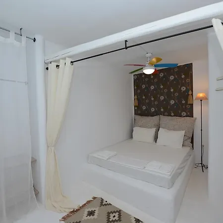 Dom wakacyjny Villa Merhia Seaview - Private Pool & Hot Tub Merchia Beach