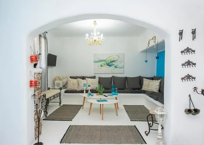 Seaview Oasis With Pool & Hot Tub