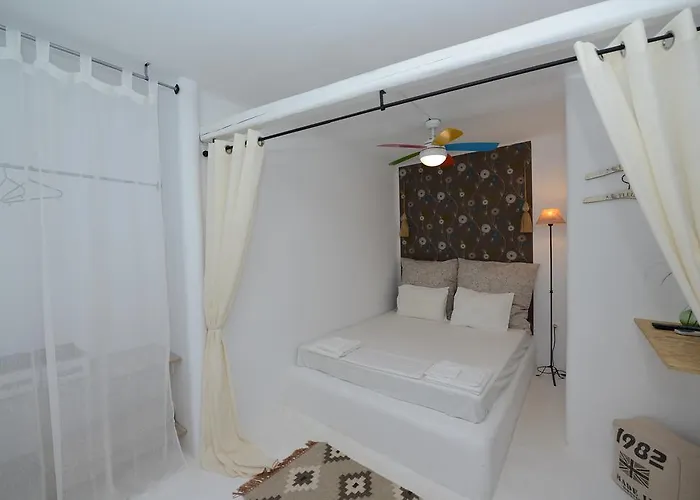 Nyaraló Seaview Oasis With Pool & Hot Tub Merhia-part